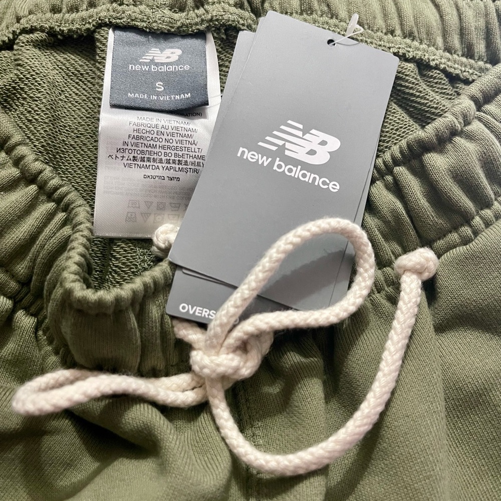 New Balance Athletics French Terry Jogger Dark Olive Women’s Small NWT - Picture 5 of 5